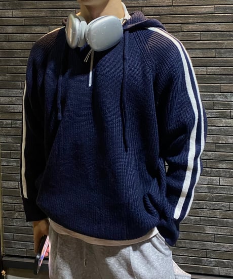 Line knit foodie