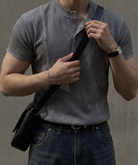 Henley neck stretch T