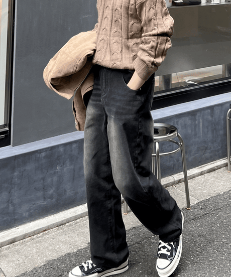 Wide wash up denim