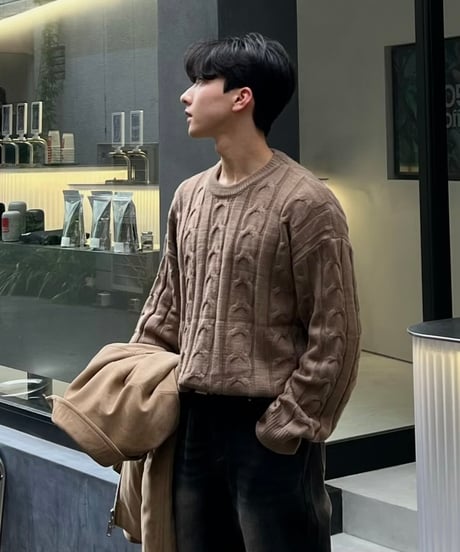 Loose cable knit
