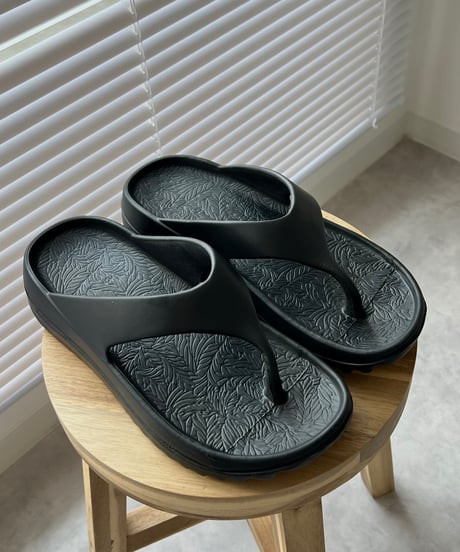 (送料無料)sharksole flop