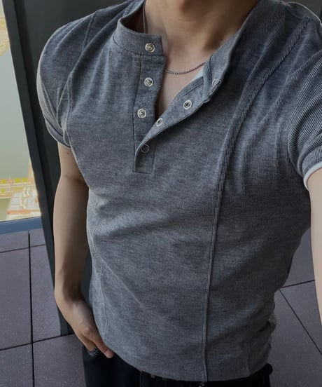 Henley neck stretch T