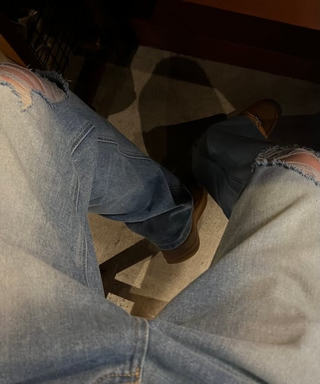 Damage slick denim