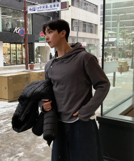 (3color)finhole botton hoodie