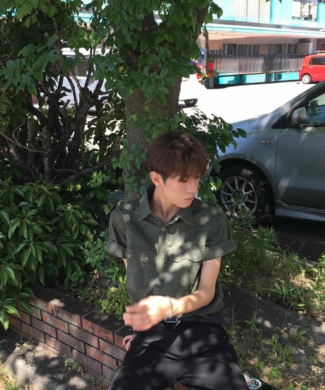 washed open collar shirt