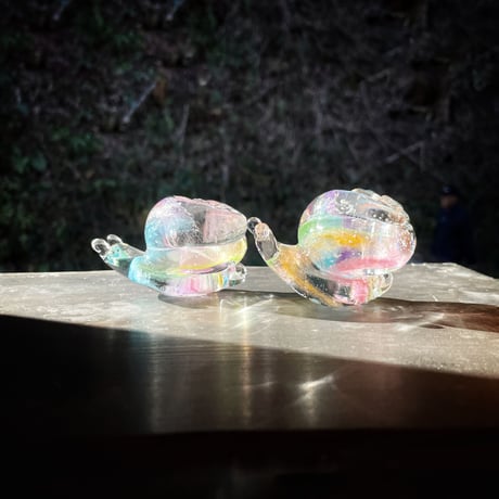虹色のカタツムリ L☆ご注文前に在庫の有無をメールでお問い合わせください
