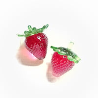 ガラスのいちご  M