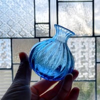 青い小瓶 5