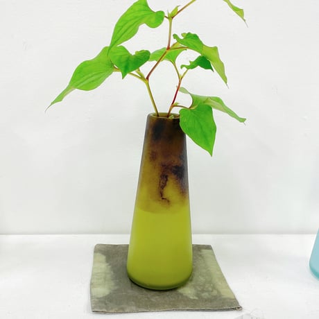 ツートーンの花器☆ご注文前に在庫があるかお尋ねください