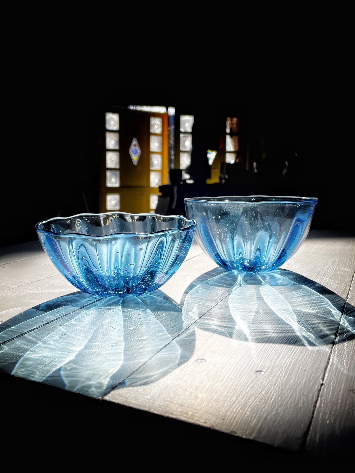 青いボウル (背の低い方) | ガラス工房FARO