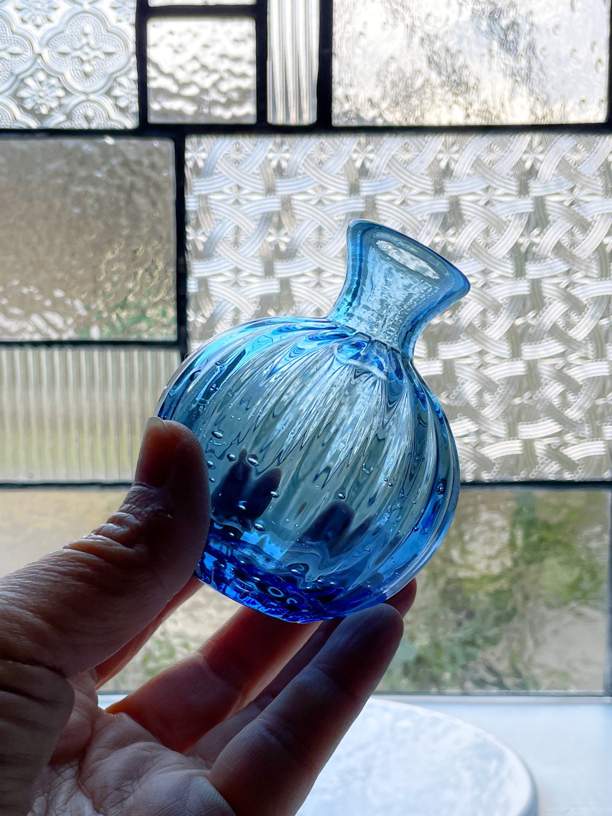 送料無料　古い藍釉小瓶　高14.5ｃｍ 青い小瓶 7 | ガラス工房FARO
