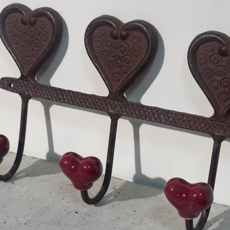 Triple Heart Hook