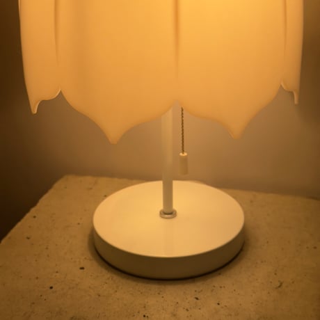 Flower Shade Lamp