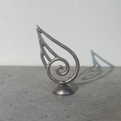 Silver Wing Stand