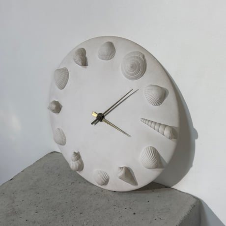 Plaster Shell Clock