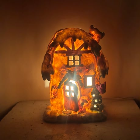 Glitter House Lamp