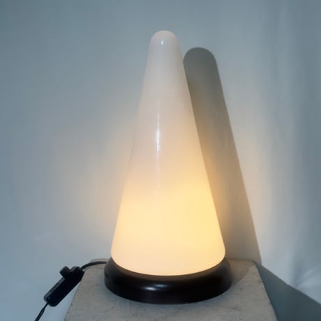 Pyramid Tower Lamp