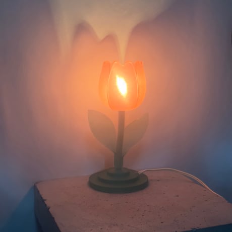 Tulip Stand Lamp