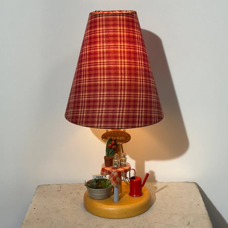 Garden Shade Lamp