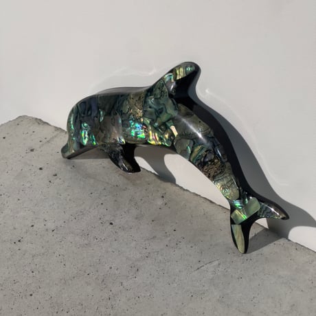 Pearl Dolphin Object