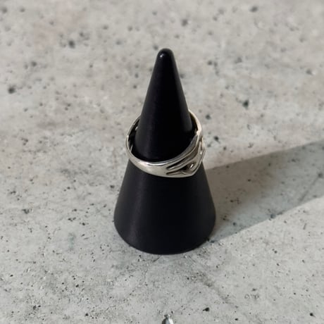 Wave Design Ring