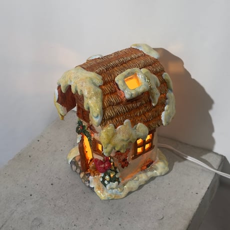 Glitter House Lamp