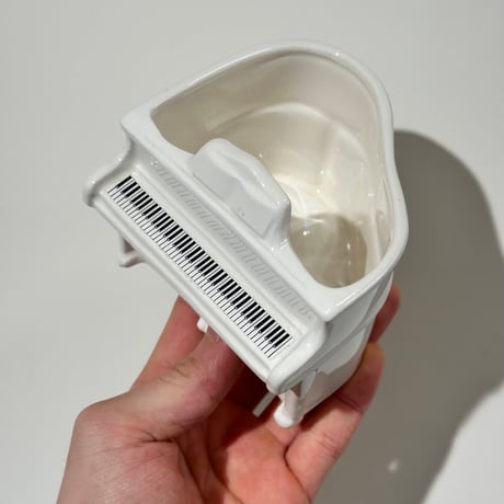 Ceramic Piano Vase