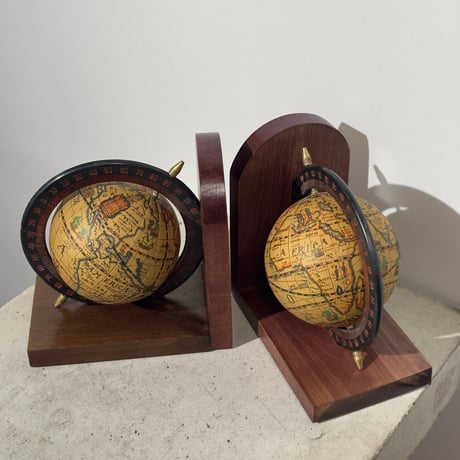 Globe Book Stand