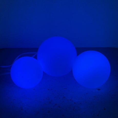 Triple Blue Ball Lamp