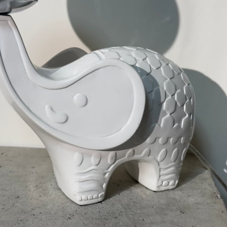 Elephant Ball Lamp