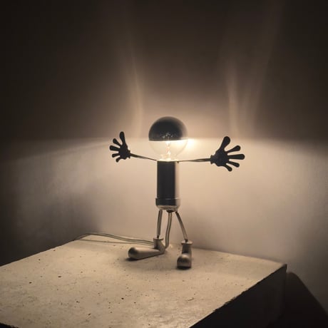 Humanoid Robot Lamp