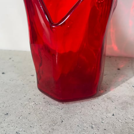 Crown Red Vase