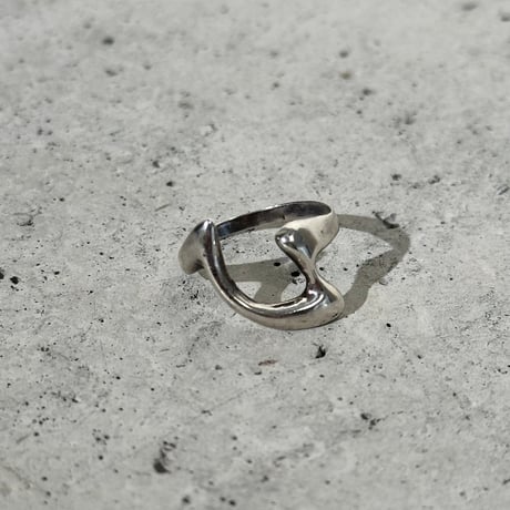 Modern Bend Ring