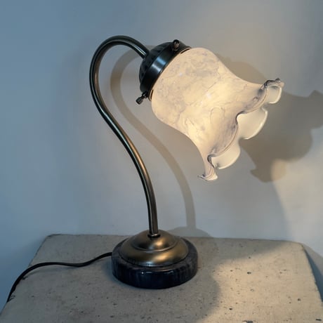 Stone Flower Lamp