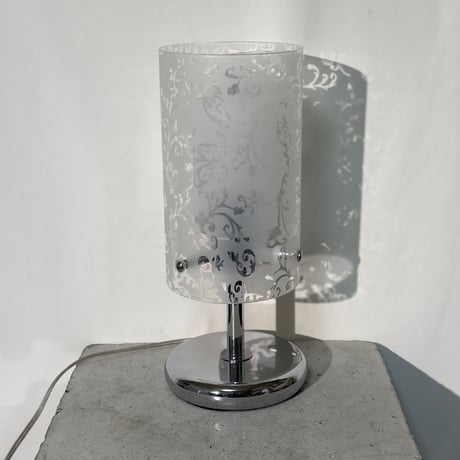 Arabesque Glass Stand Lamp