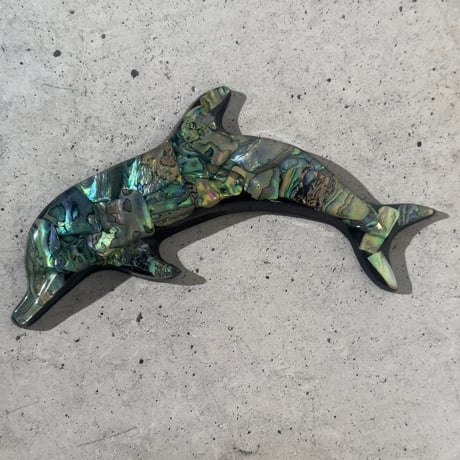 Pearl Dolphin Object