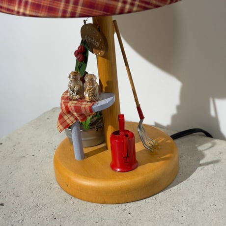 Garden Shade Lamp
