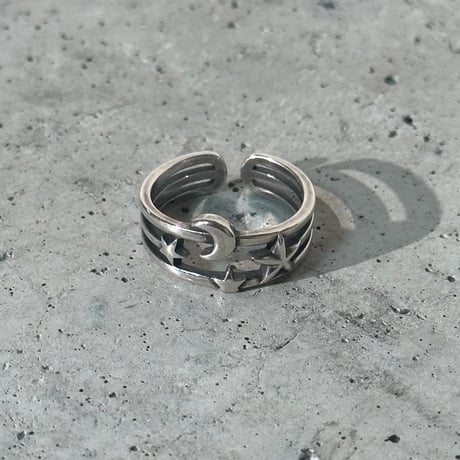 Moon Star Ring