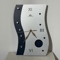 Wavy Modern Clock