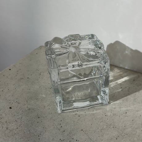 Glass Present Box