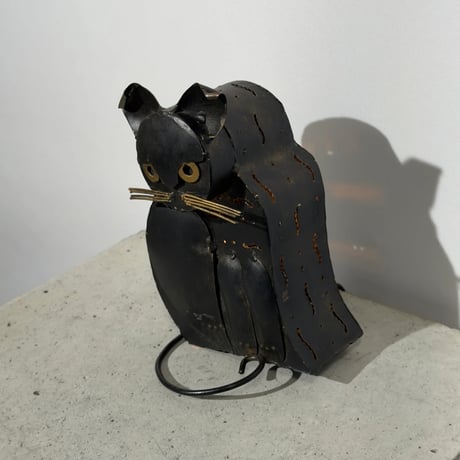 Tin Cat Lamp