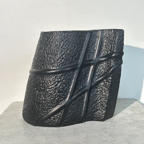 Black Gold Vase