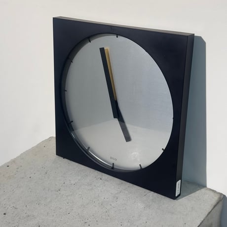 Mono Square Clock