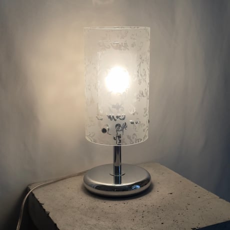 Arabesque Glass Stand Lamp