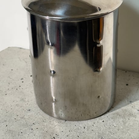 Crown Canister