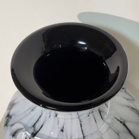 Snow Pearl Vase