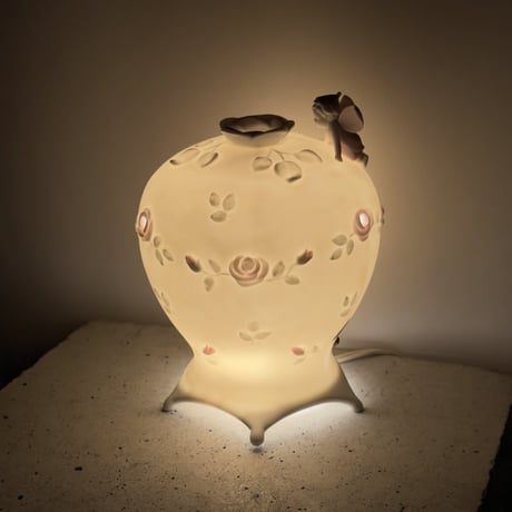 Fairy Rose Pot Lamp