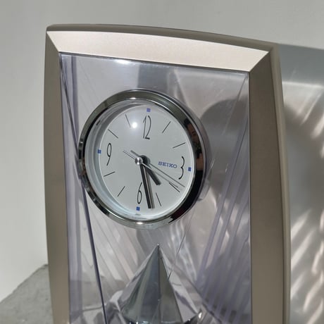 Pyramid Clock