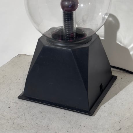 Thunder Ball Lamp
