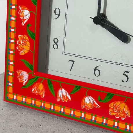 Pop Tulip Clock